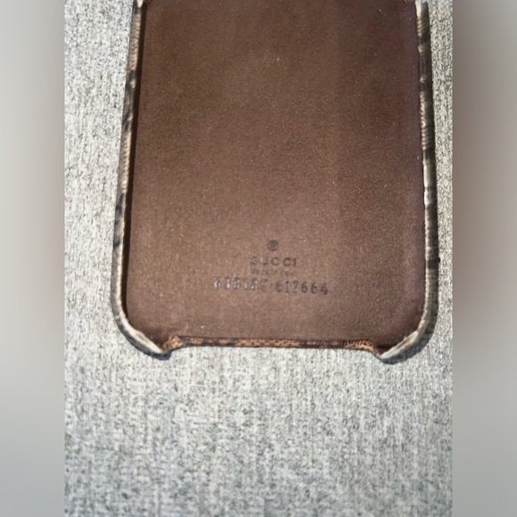 Gucci iPhone 11 phone case - Picture 2 of 7